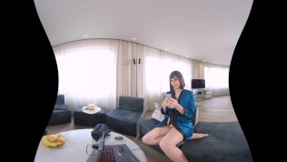 A Day With A Pregnant Cam Girl