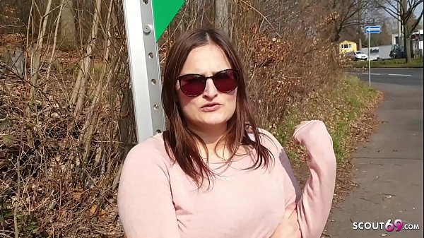 ►► Holly Banks – Vom User im Urlaub erkannt und gefickt Deutsch – German Teen ◄◄