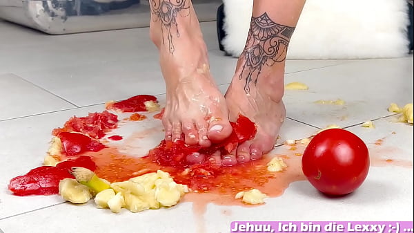 Essen Fuß Erotik Fetisch amateur porno mit deutscher Studentin
